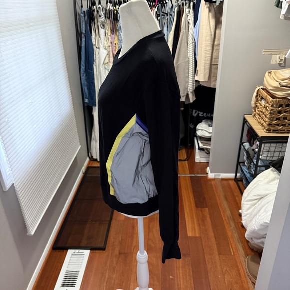 Terez Glow Reflective Swestshirt | Size Small - Picture 6 of 9